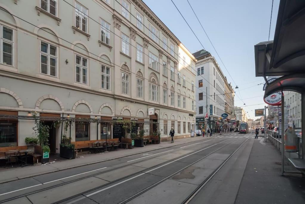 Ruhelage Im Zentrum Nahe Schottentor-Contactless Self-Check-In Vienna Esterno foto